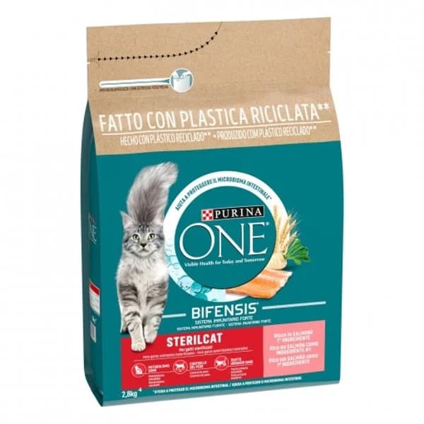 Pienso de salmón y trigo para gatos esterilizados Purina One 2,8 g - 2.8 kg - Imagen del producto en Findit