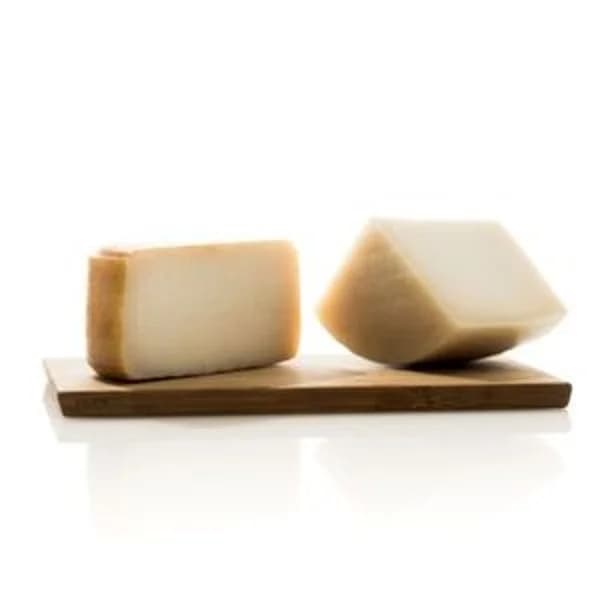 Queso de cabra cuña 300 g aprox - 1 kg - Imagen del producto en Findit