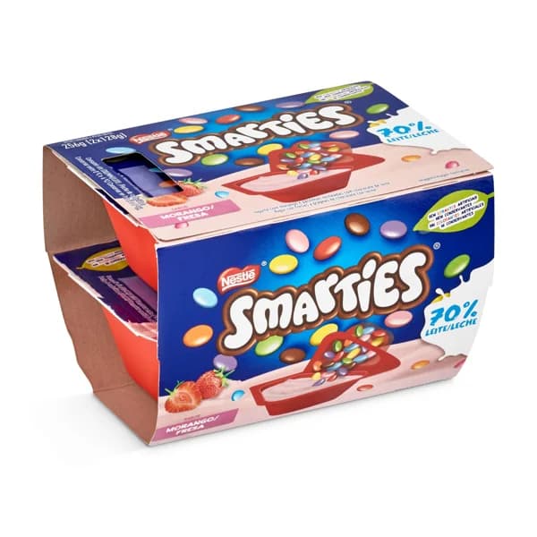 Yogur con fresas y grageas de chocolate con leche Nestlé pack 2 x 128 g - 0.26 kg - Imagen del producto en Findit