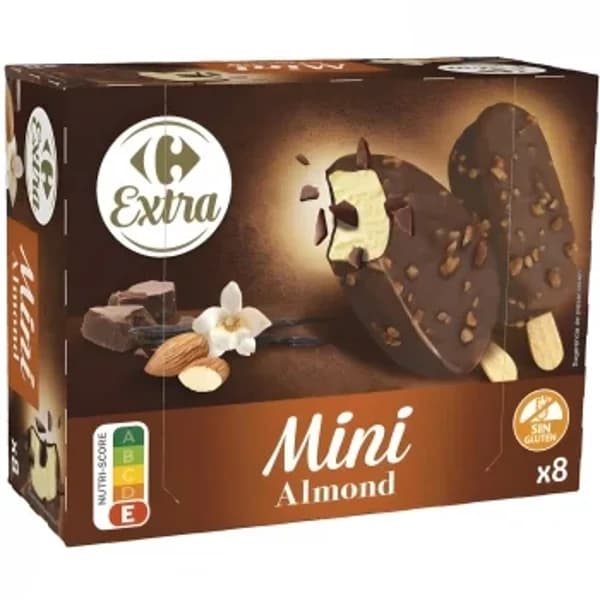 Bombón helado sabor a vainilla con cobertura de chocolate con leche con trocitos de almendra Carrefour Extra sin gluten 8 uds. - 8.08 ud - Imagen del producto en Findit