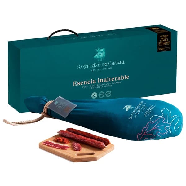 SÁNCHEZ ROMERO CARVAJAL Lote de paleta ibérica de bellota y chorizo y salchichón ibéricos SÁNCHEZ ROMERO CARVAJAL Esencia inalterable. - 1 ud - Imagen del producto en Findit